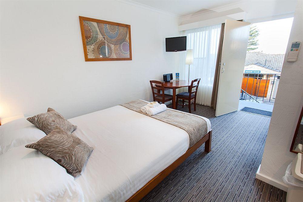Bay 10 - Suites And Apartments Порт-Линкольн Экстерьер фото